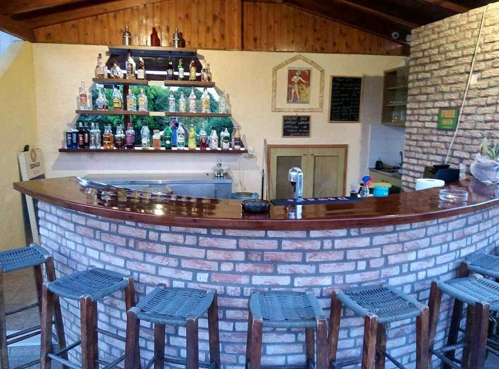 Stork Hotel