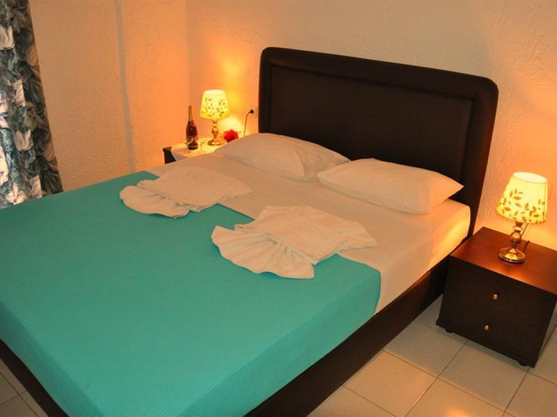 Stork Hotel 3*