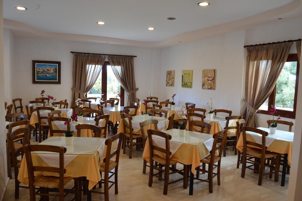 Hotel Stork